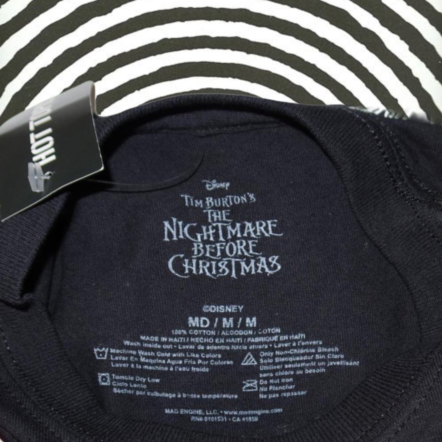 The Nightmare Before Christmas Everybody Scream T-Shirt -Medium