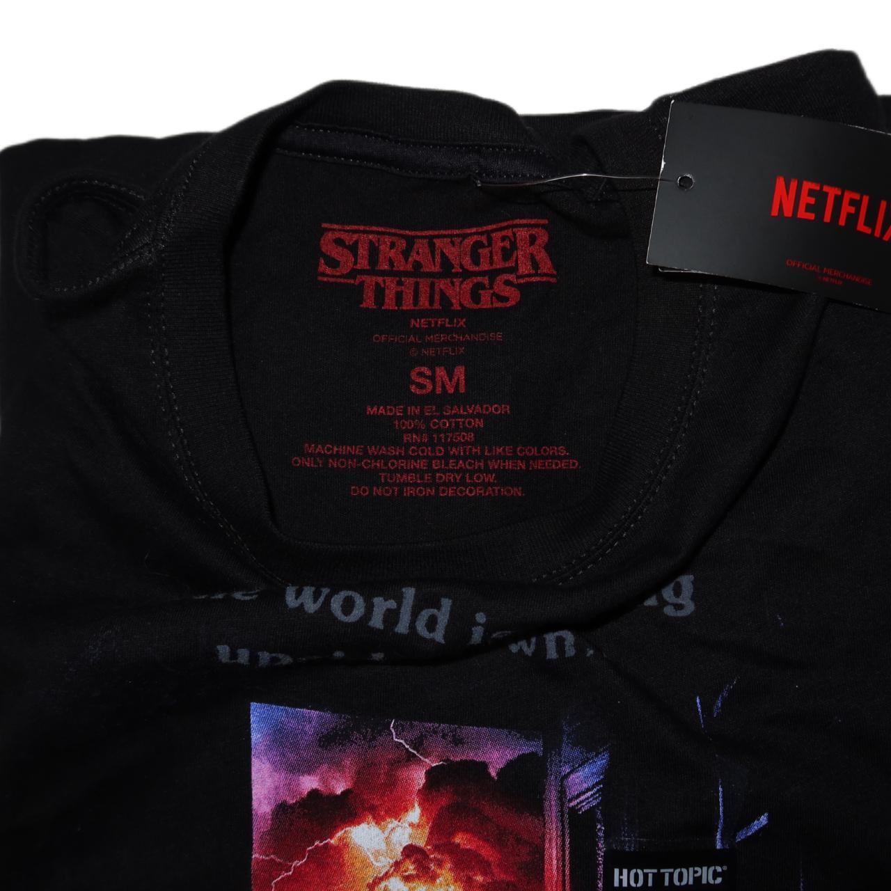 HOT TOPIC Stranger Things Black Graphic (w Tags) T-Shirt Women’s -Small
